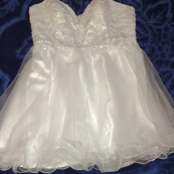 1930s dress vintage 1930s Big Buttons White Plissé Dress